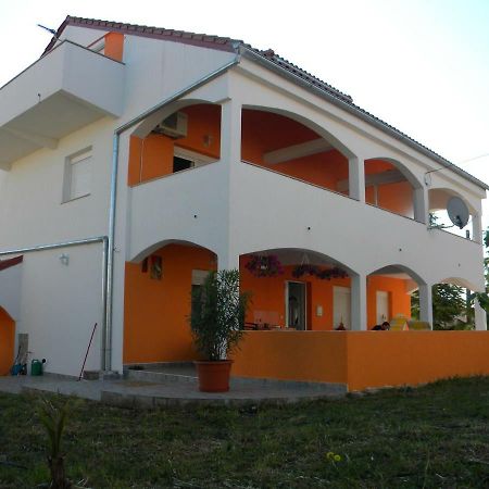 Apartmani Livk Debeljak 外观 照片
