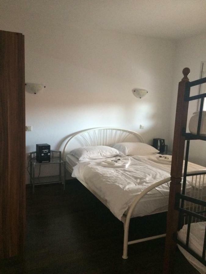 Apartmani Livk Debeljak 外观 照片