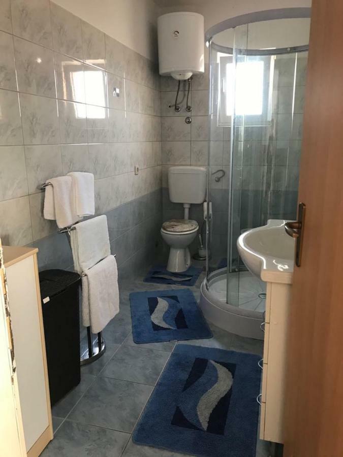 Apartmani Livk Debeljak 外观 照片