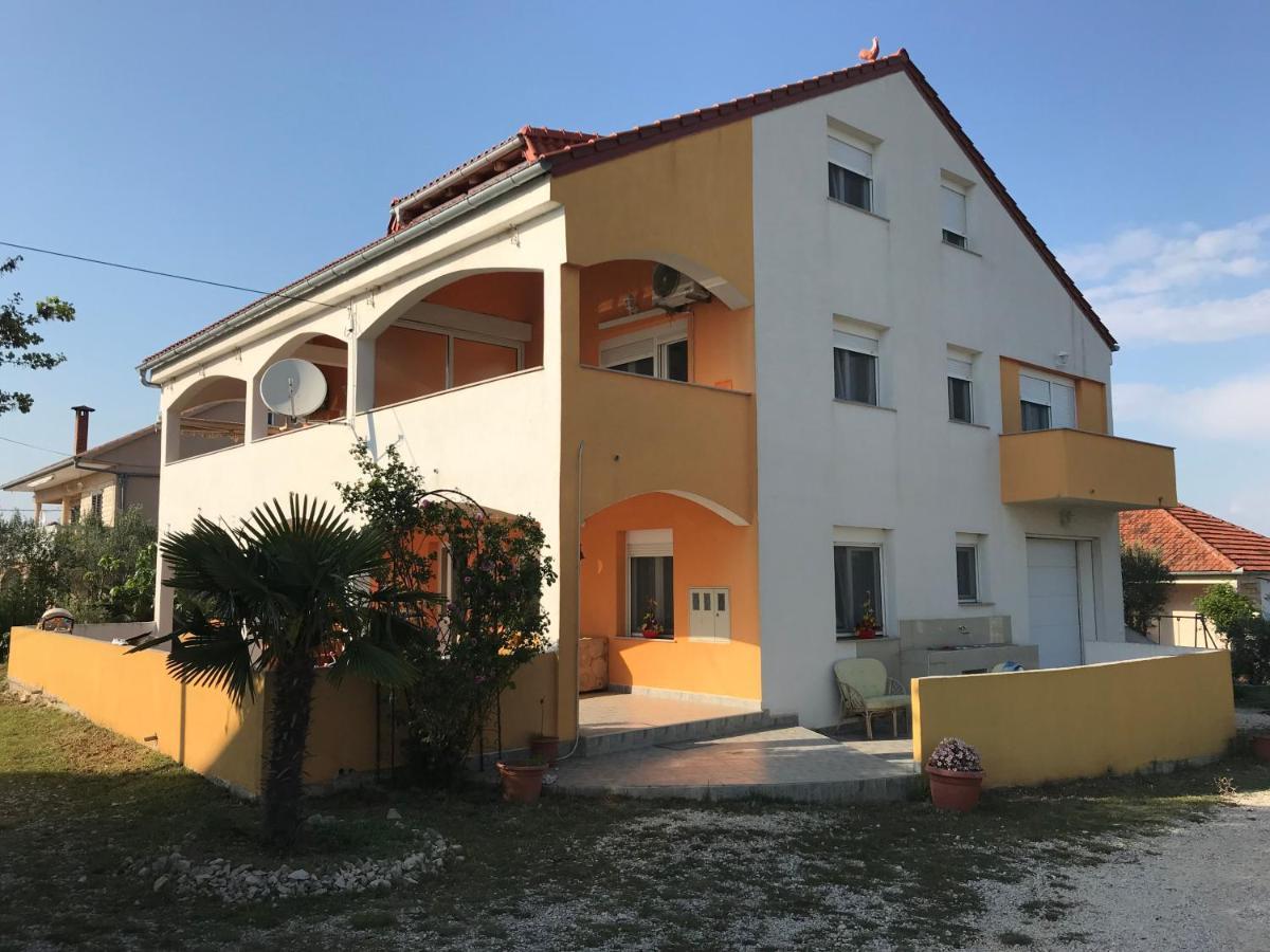 Apartmani Livk Debeljak 外观 照片